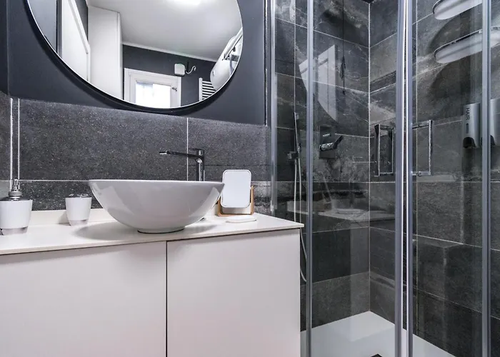 Elegante Con Piscina - Wi-fi & Box Privato * Sanremo