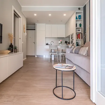 Apartamento Elegante Con Piscina - Wi-fi & Box Privato San Remo