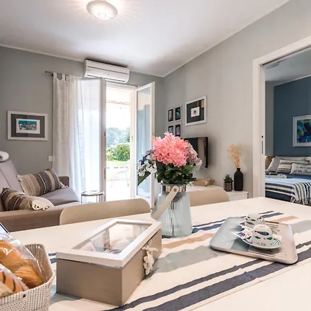 Lejlighed Elegante Con Piscina - Wi-fi & Box Privato *