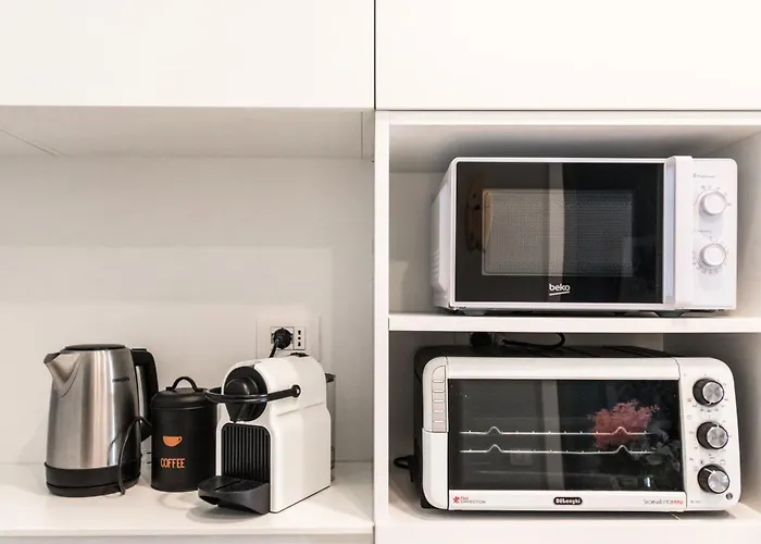 Apartamento Elegante Con Piscina - Wi-fi & Box Privato *